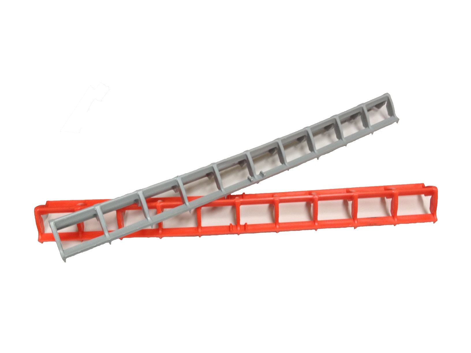 Waffle Pod Rail With Spike – REO360